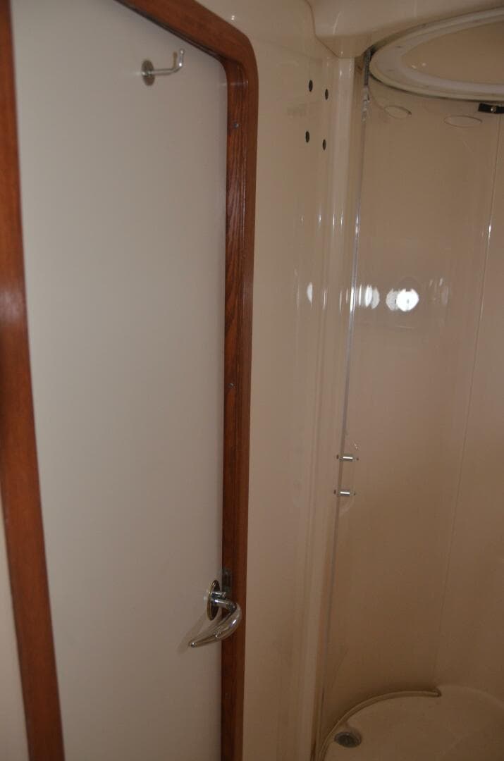 2001 Sea Ray 460 Sundancer — photo 56