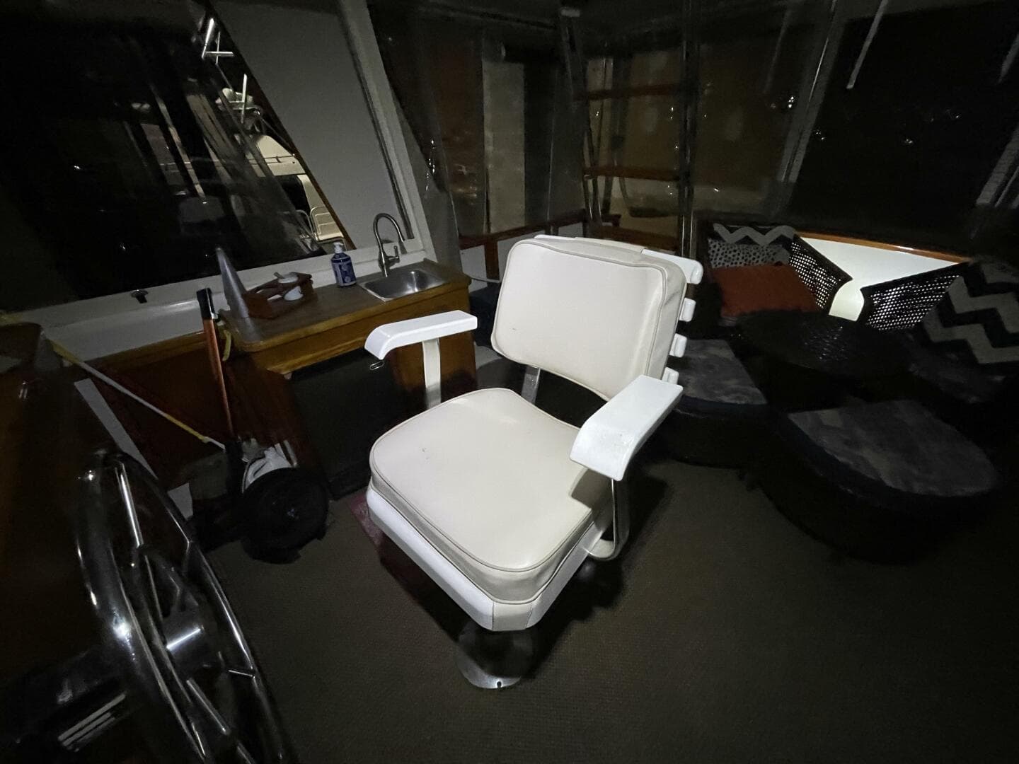 1986 Egg Harbor 40 — photo 22