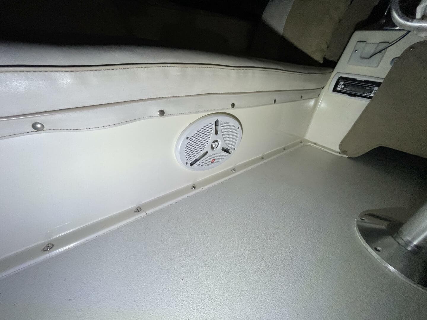 1986 Egg Harbor 40 — photo 5