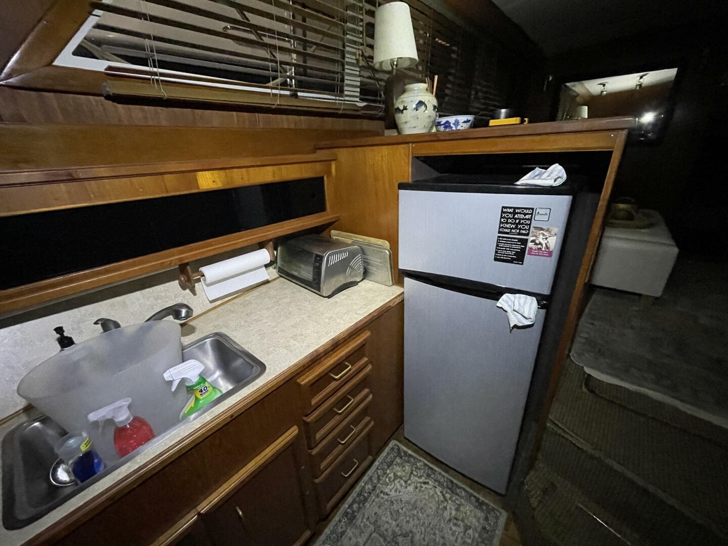 1986 Egg Harbor 40 — photo 38