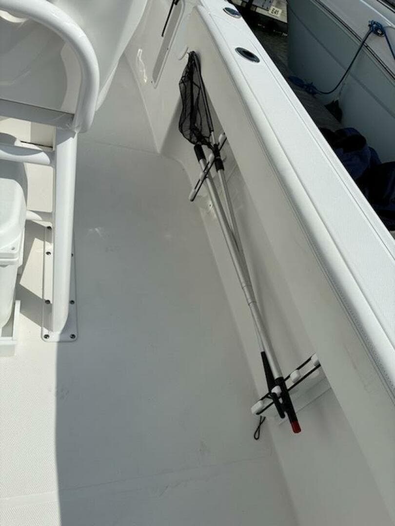 2022 Edgewater 23 CC — photo 24