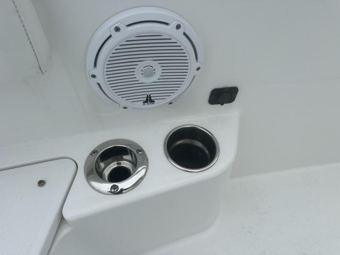 2022 Edgewater 23 CC — photo 20