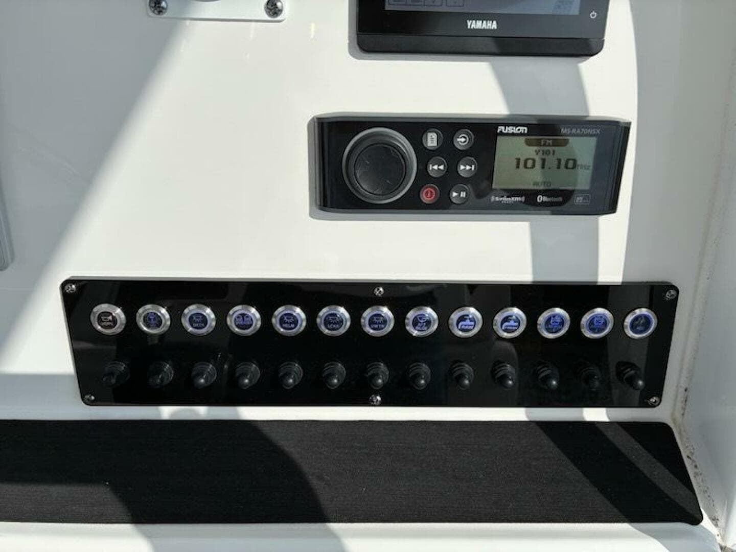 2022 Edgewater 23 CC — photo 7