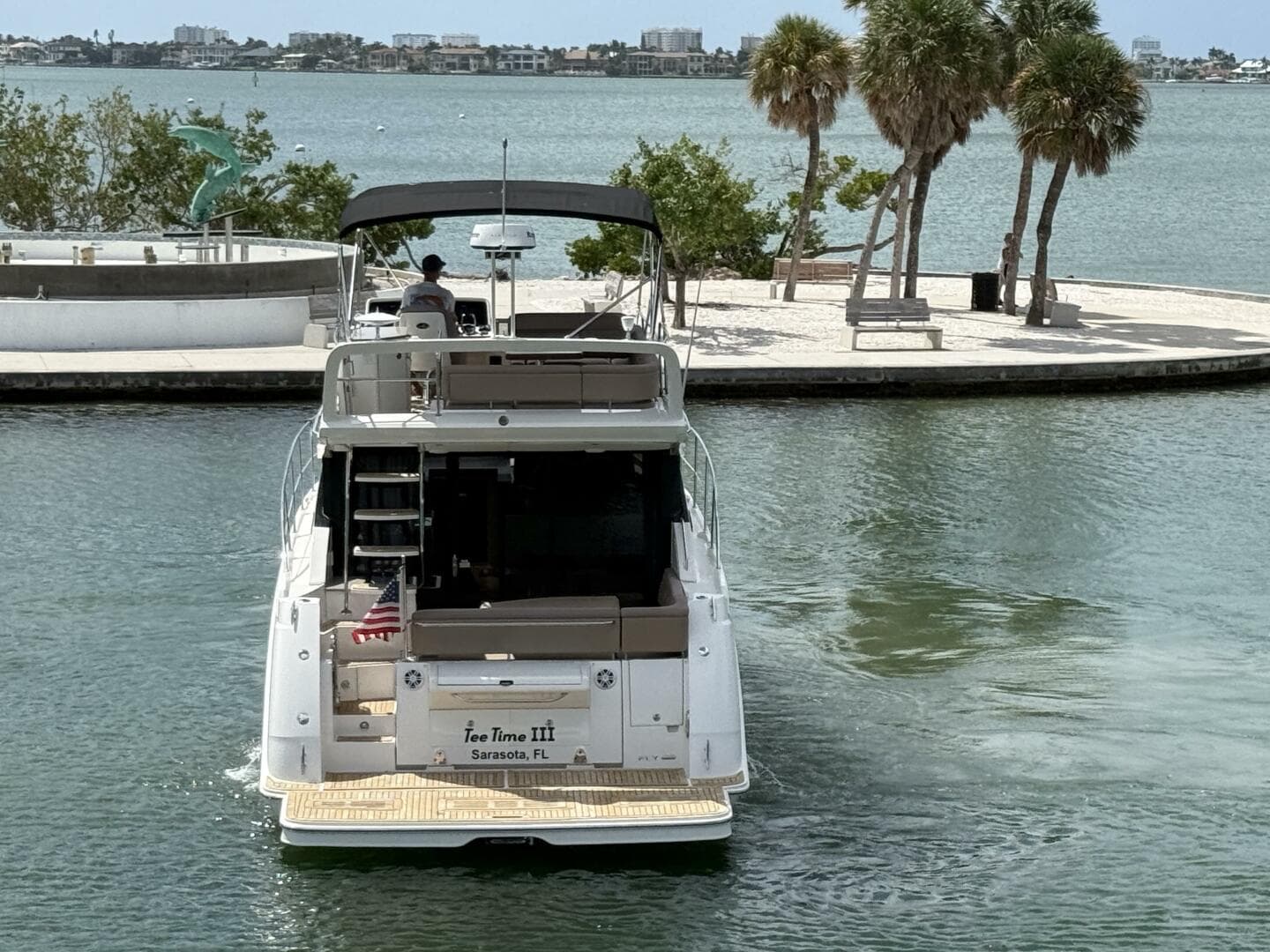 2018 Sea Ray Fly 400 — photo 5