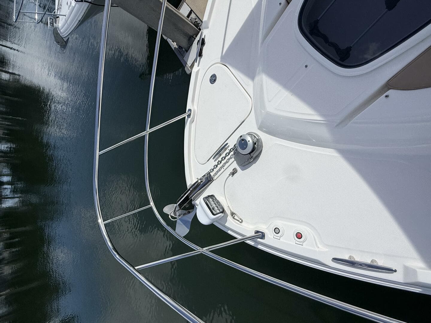 2018 Sea Ray Fly 400 — photo 27