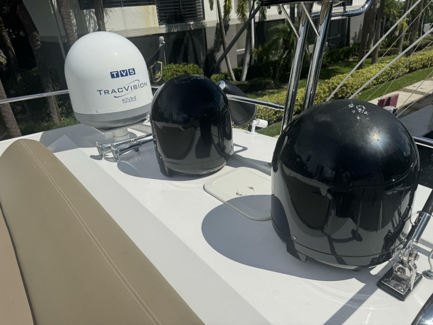 2013 Prestige 550 S — photo 2