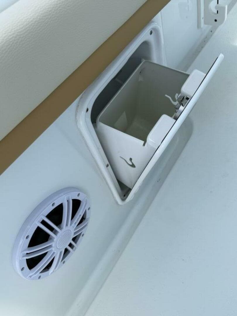 2018 Yellowfin — photo 44