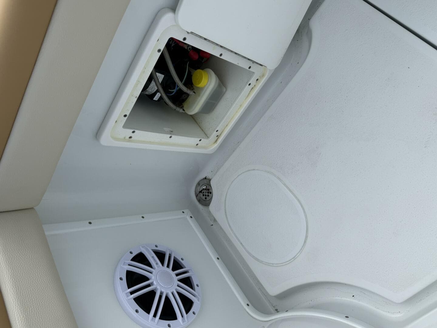 2018 Yellowfin — photo 70