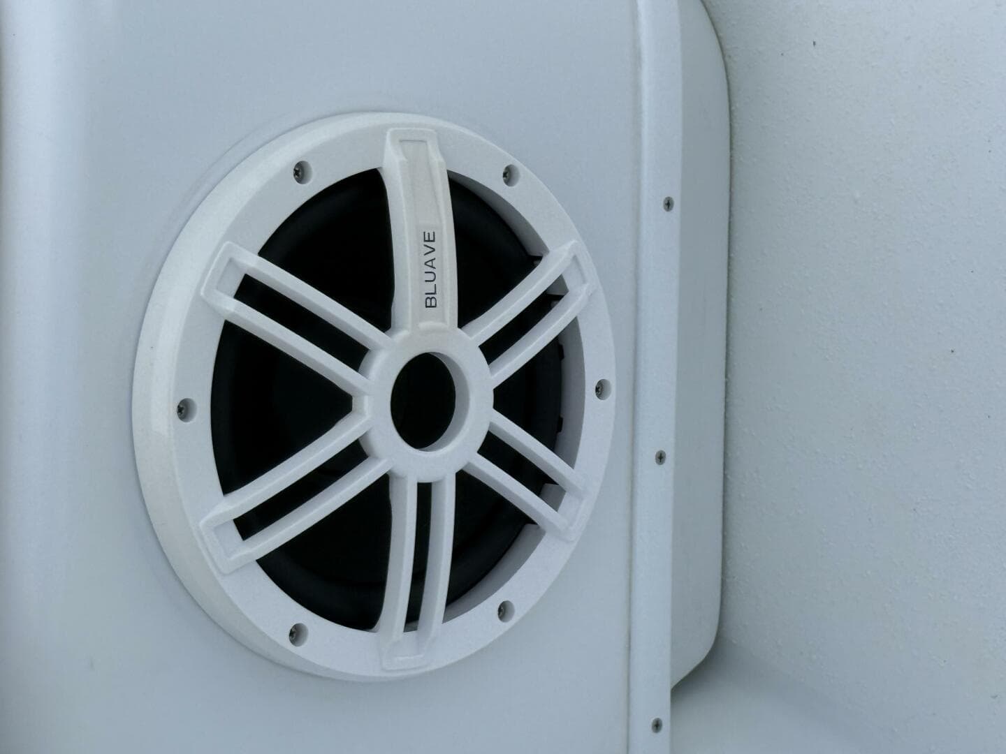 2018 Yellowfin — photo 52