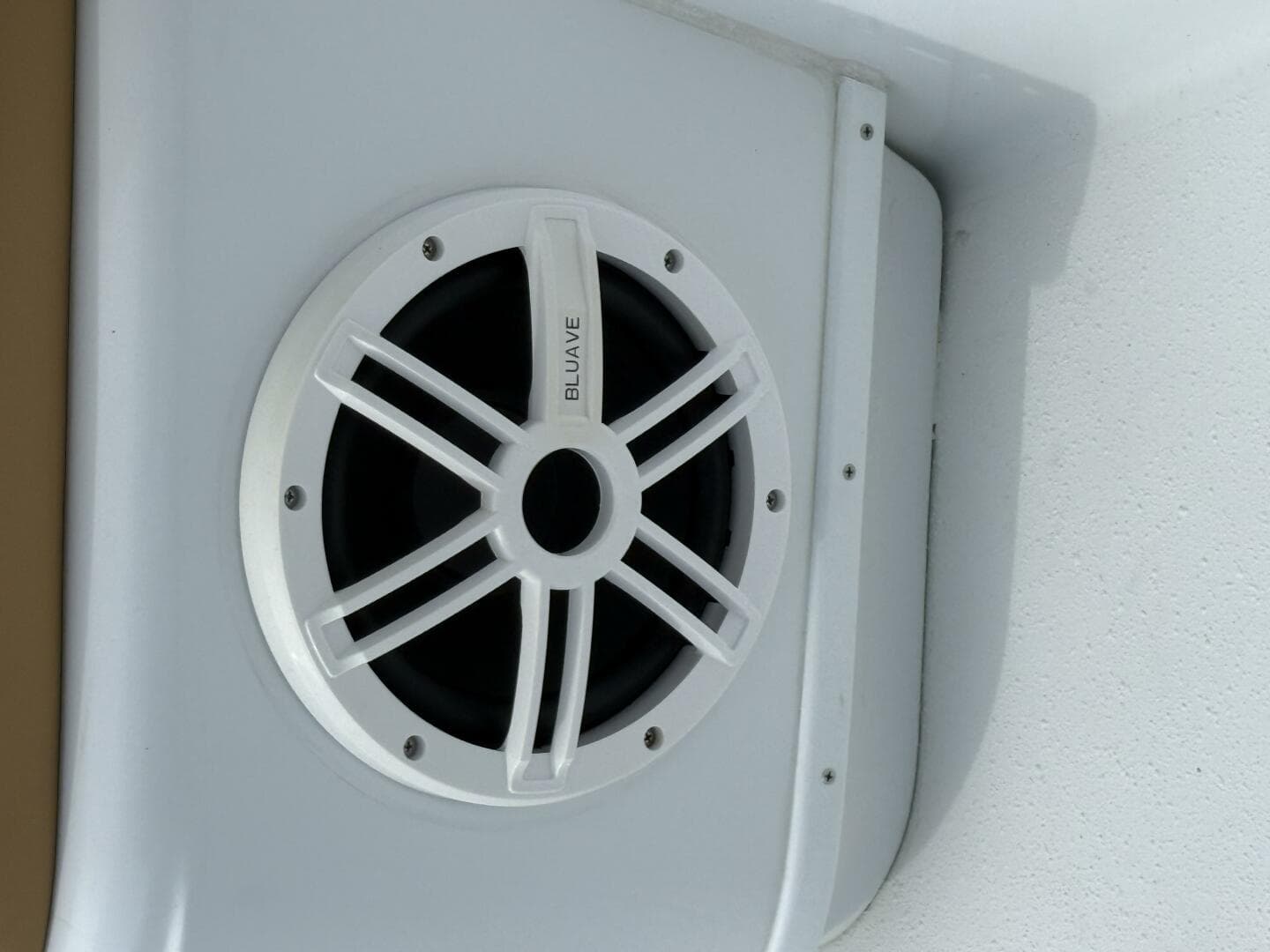 2018 Yellowfin — photo 53