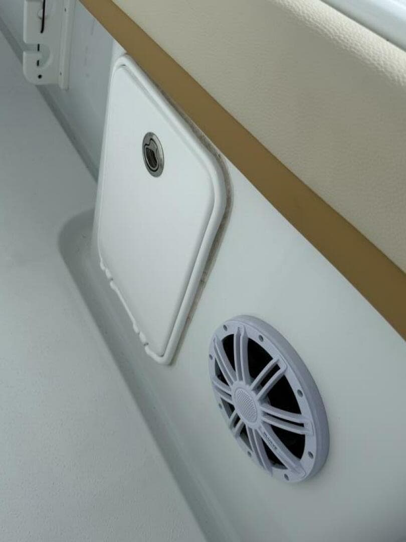 2018 Yellowfin — photo 31