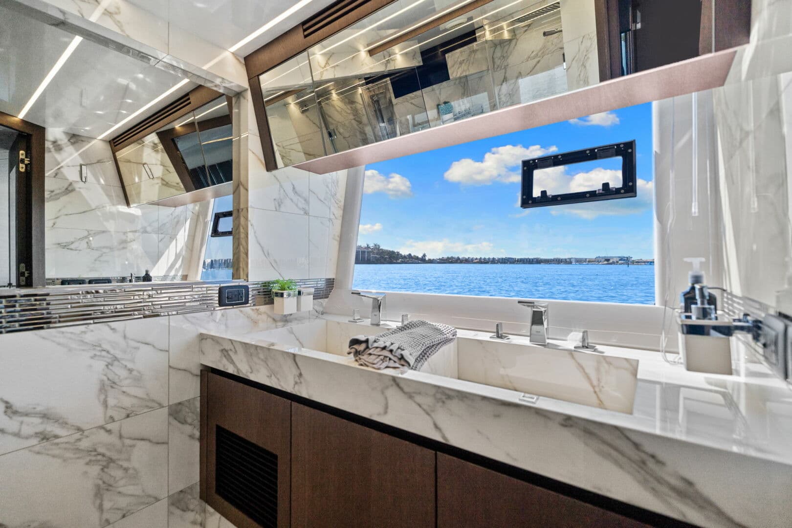 2020 Galeon 680 Flybridge — photo 42