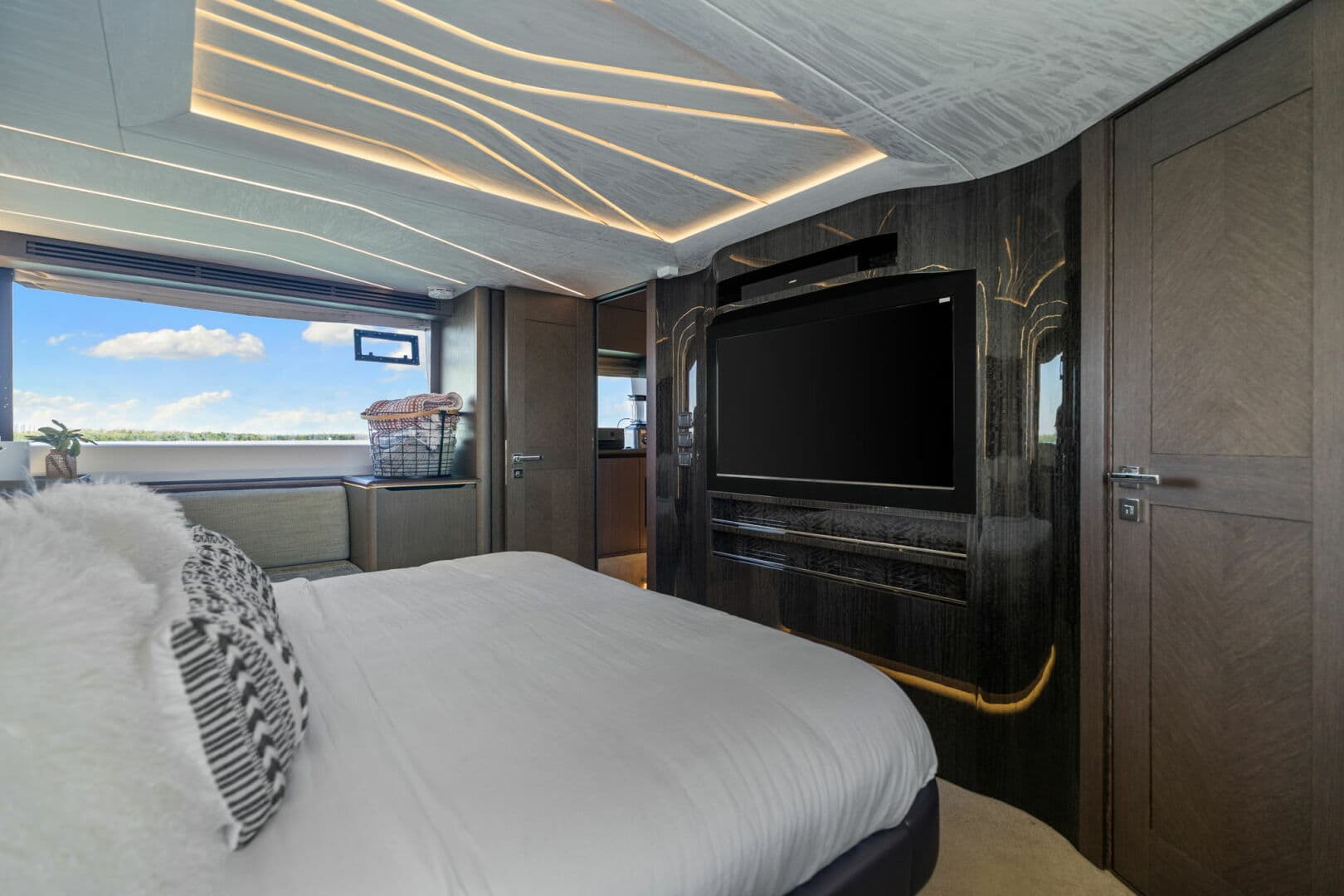 2020 Galeon 680 Flybridge — photo 39