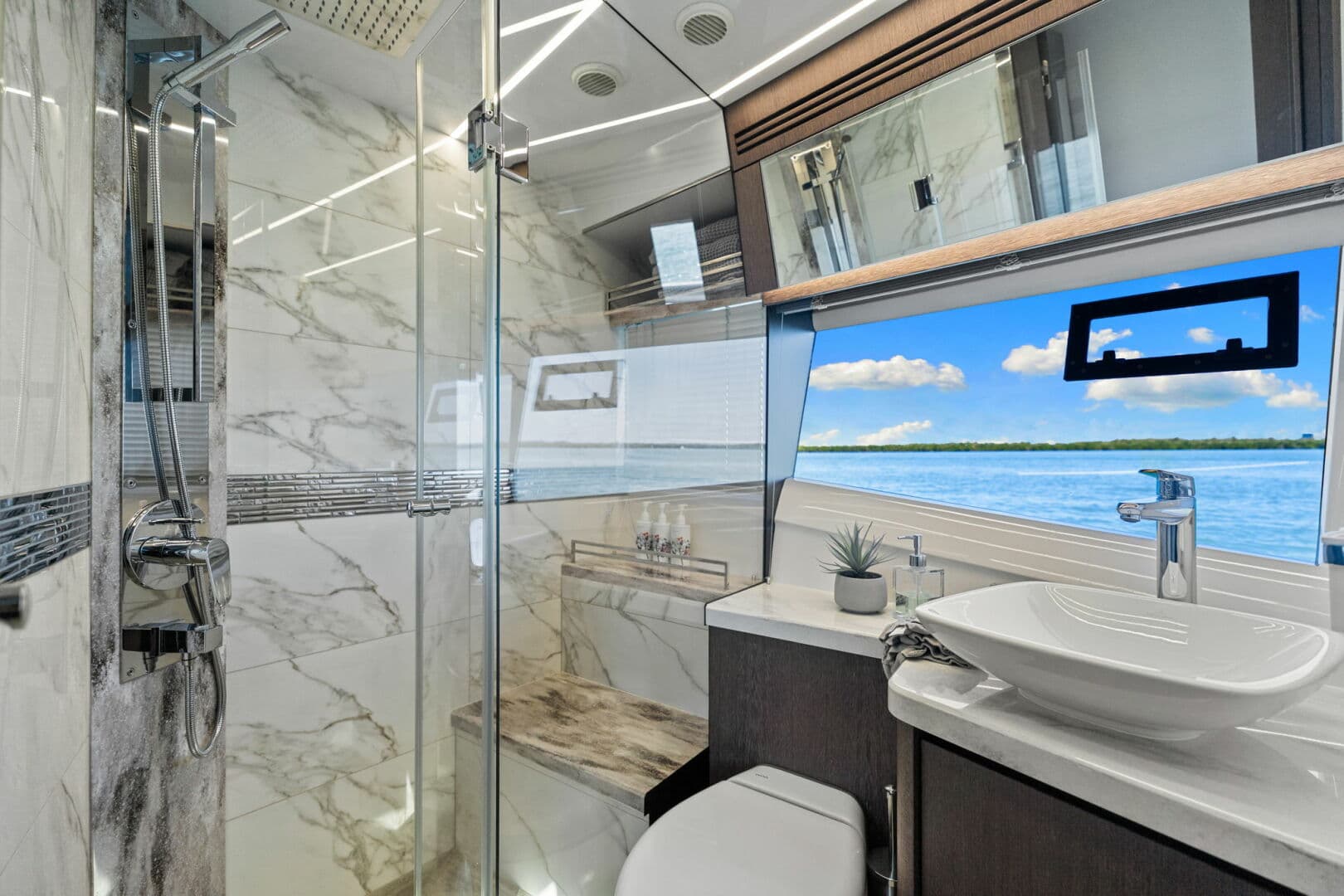 2020 Galeon 680 Flybridge — photo 45