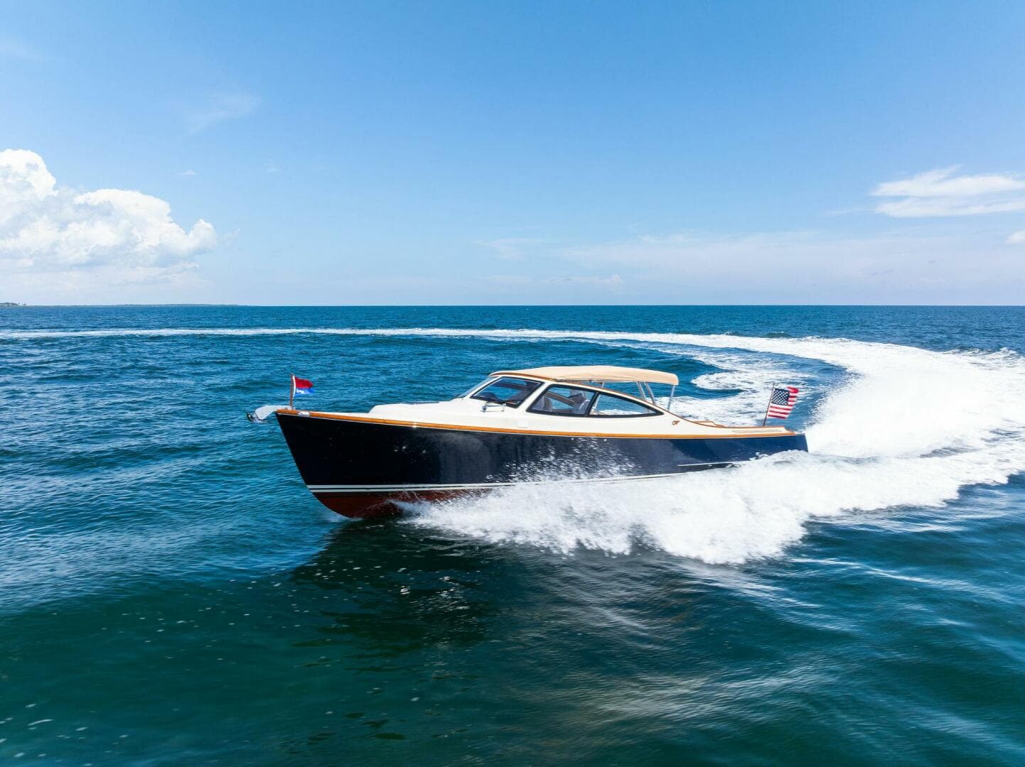 2008 Hinckley Talaria 38R Convertible — photo 3