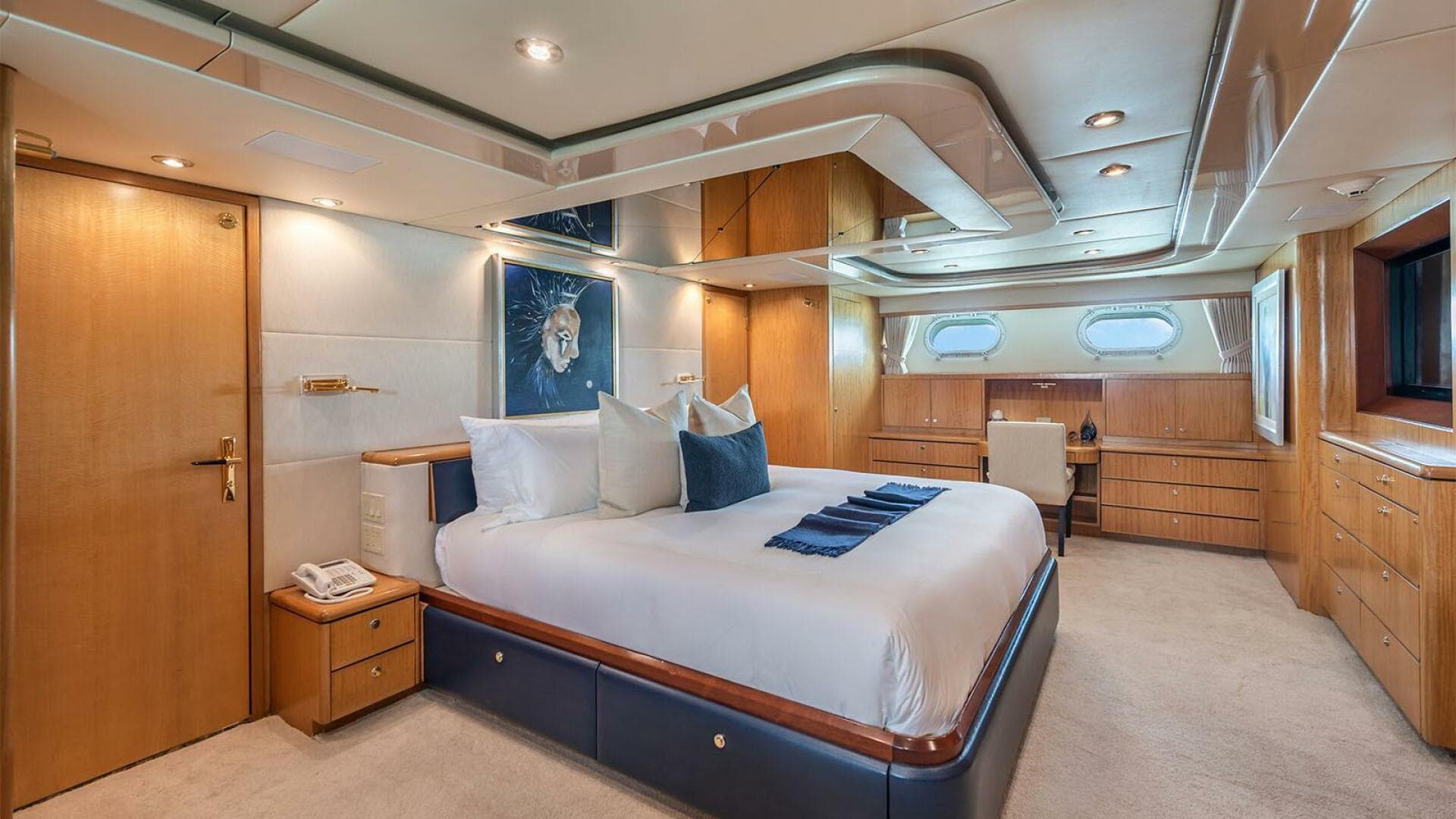 2000 Trident — photo 16