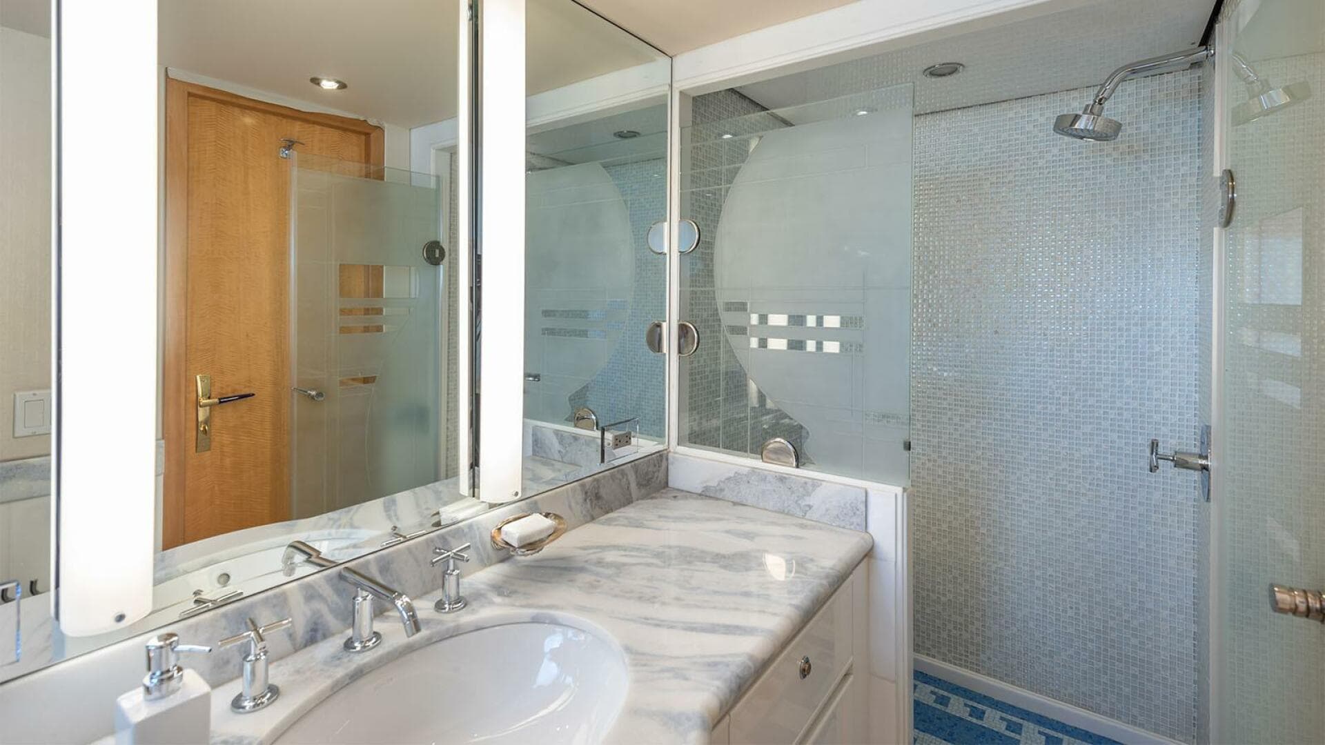 2000 Trident — photo 22