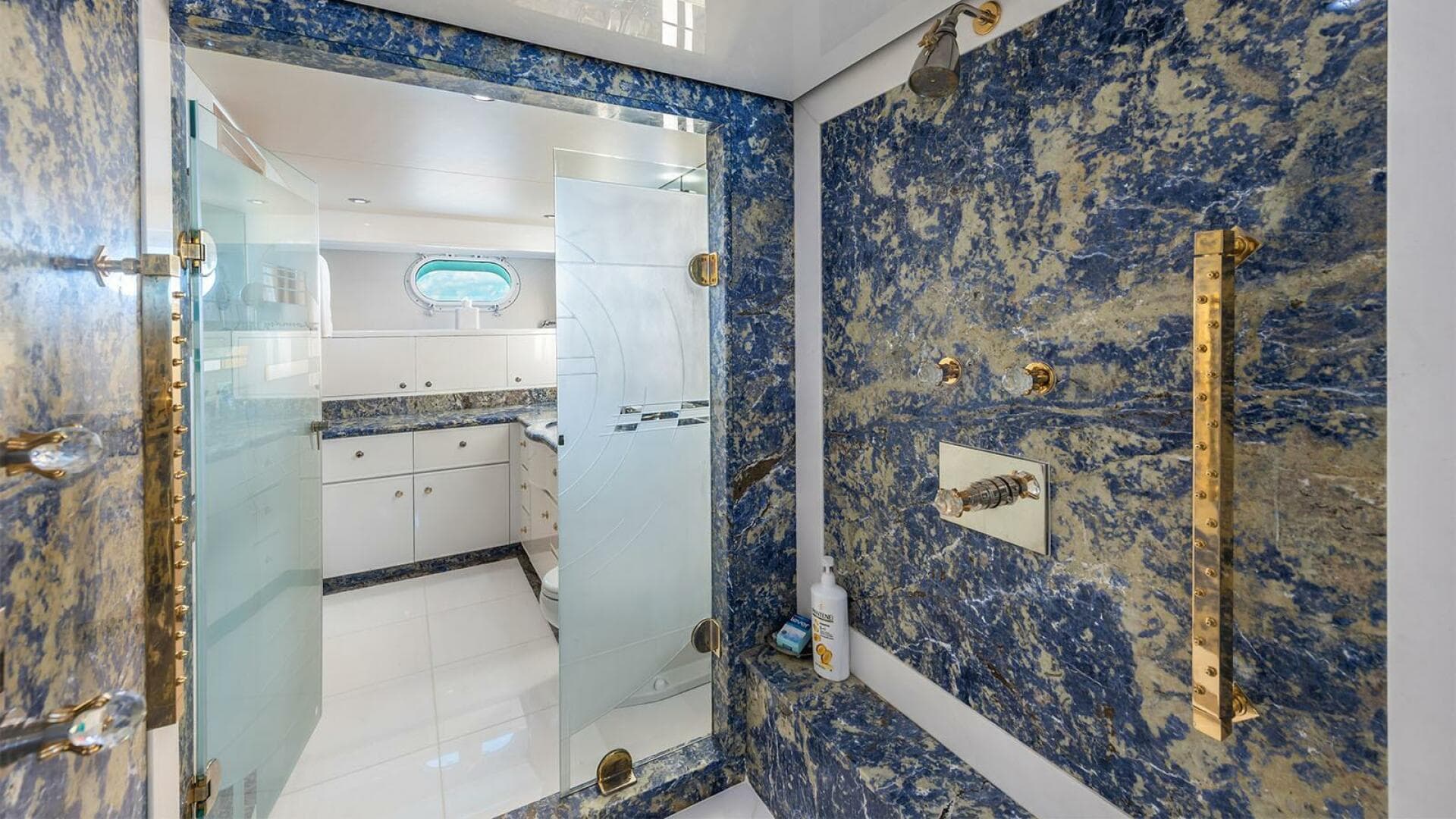 2000 Trident — photo 19