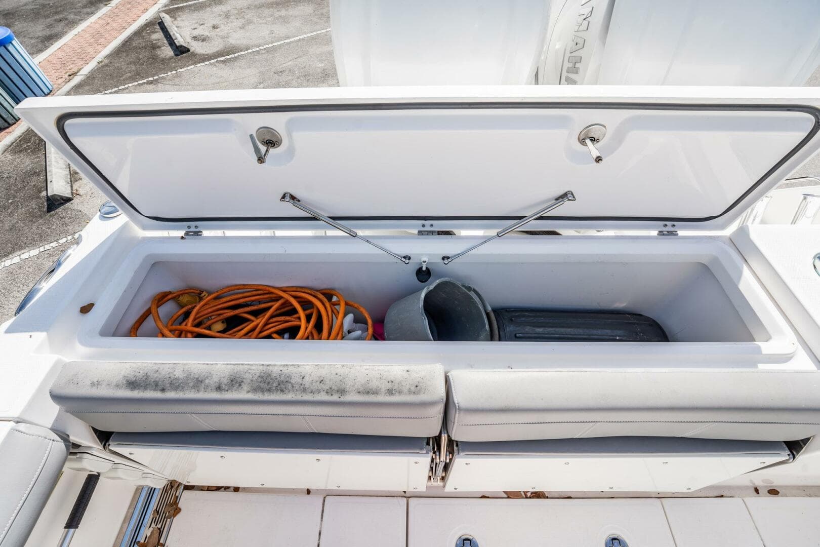 2021 Everglades 335 Center Console — photo 48