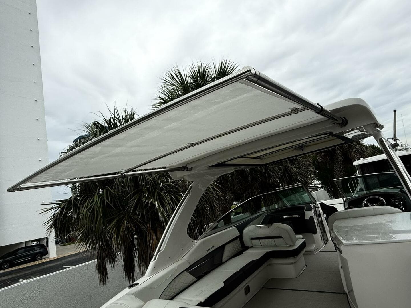 2024 Regal 33 Obx — photo 30