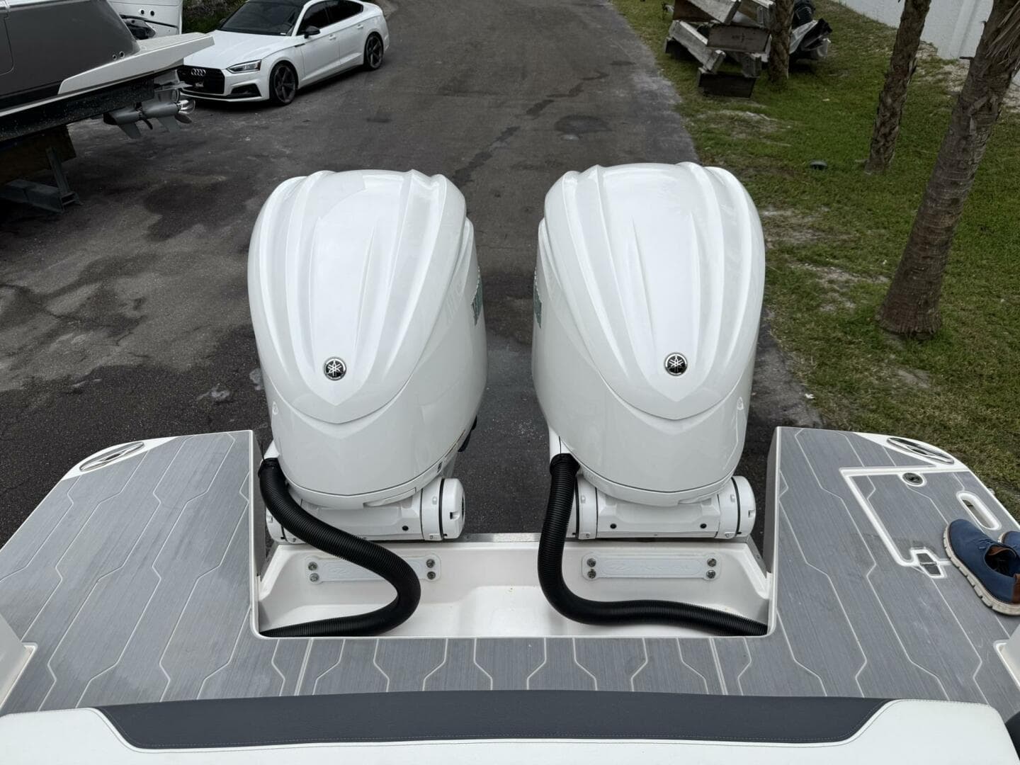 2024 Regal 33 Obx — photo 6