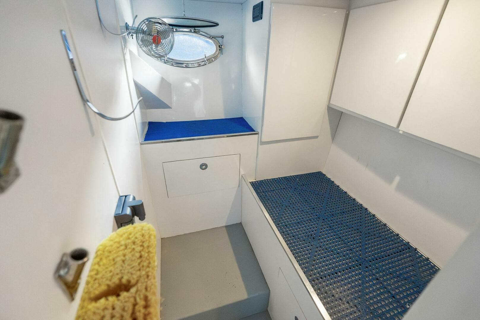 1995 Itama 46 — photo 36