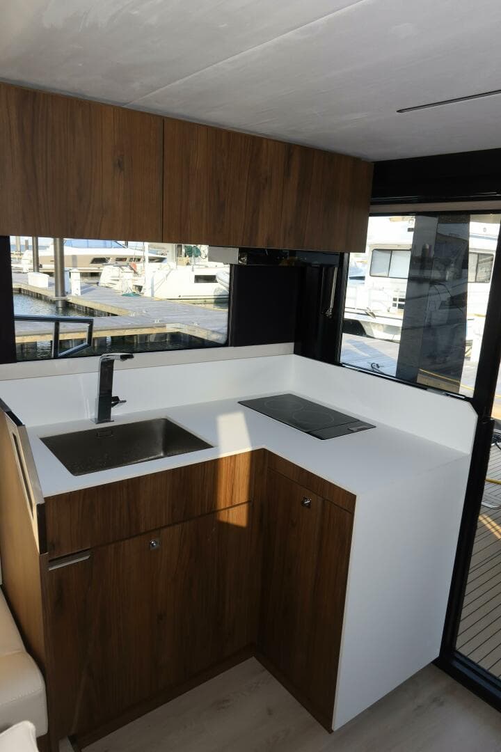 2026 Cobra Seamaster 45 — photo 19