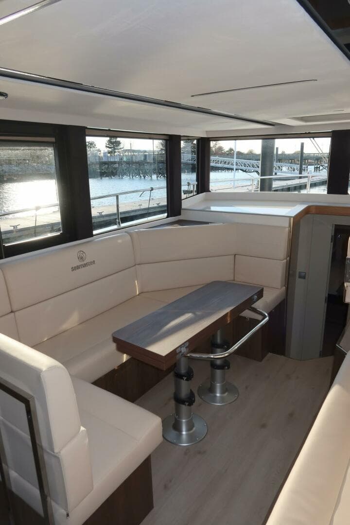 2026 Cobra Seamaster 45 — photo 17