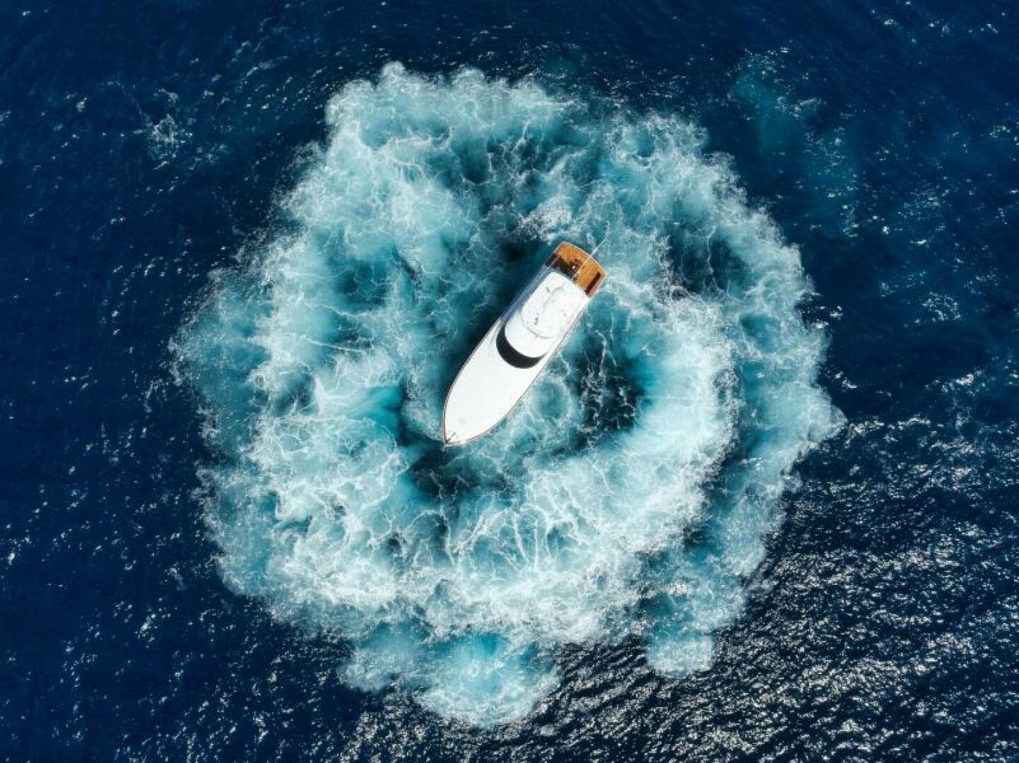 2024 Viking 68 Convertible — photo 92