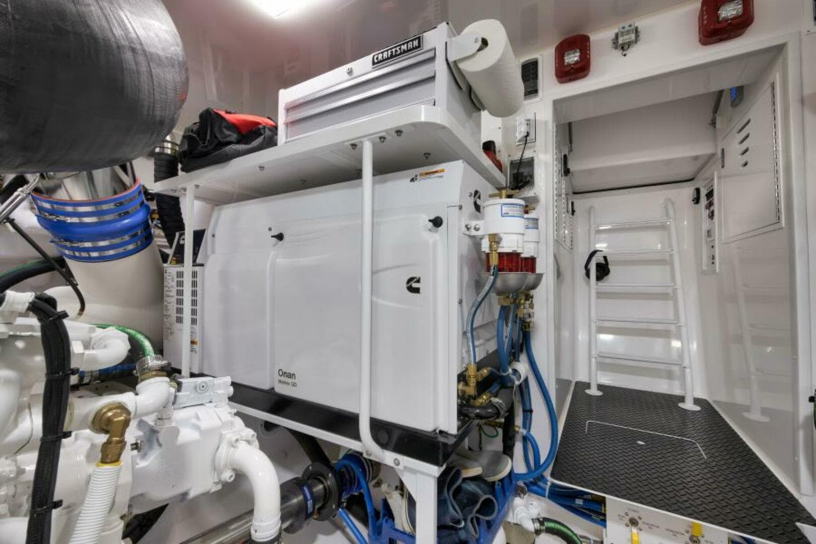 2024 Viking 68 Convertible — photo 83