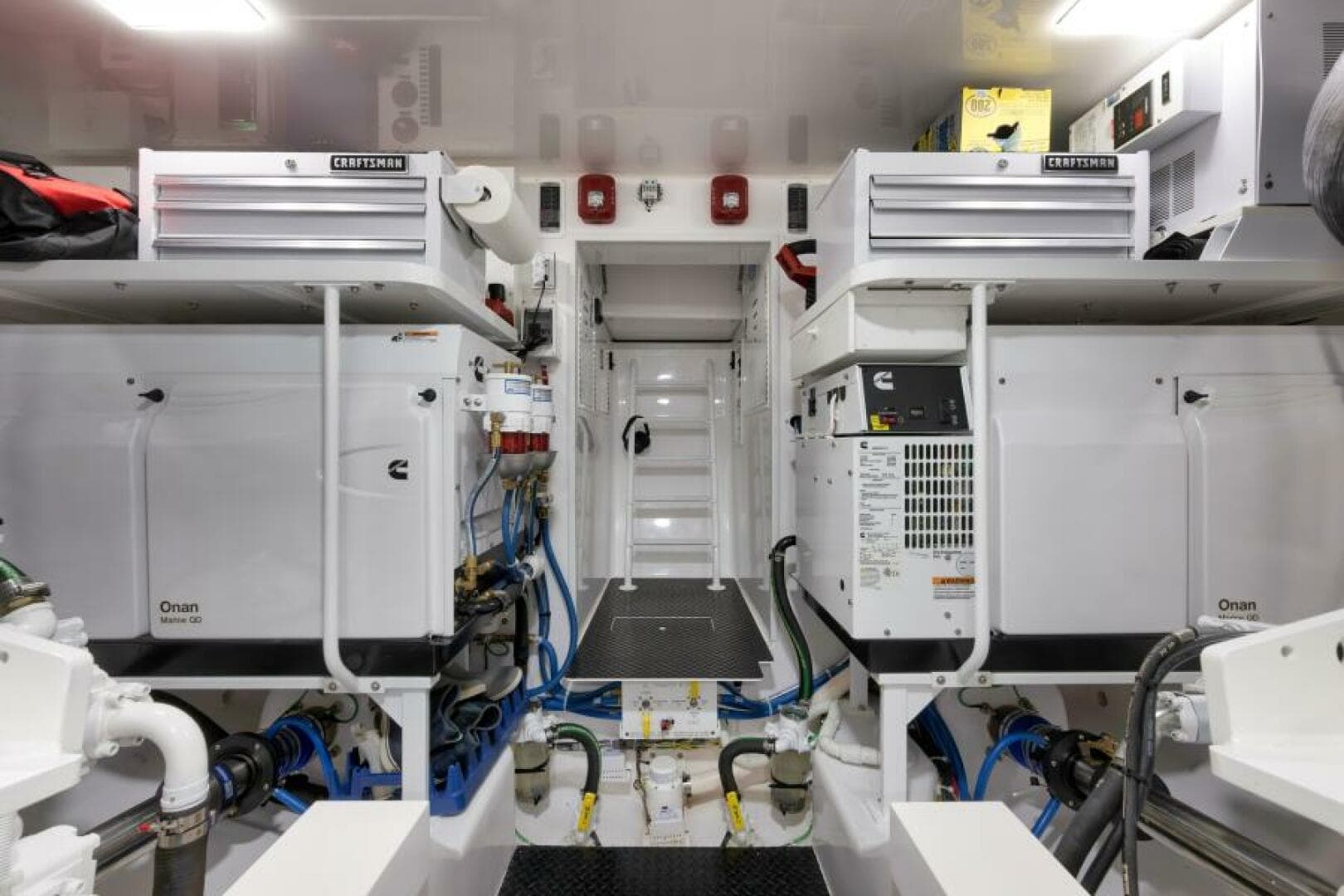 2024 Viking 68 Convertible — photo 81