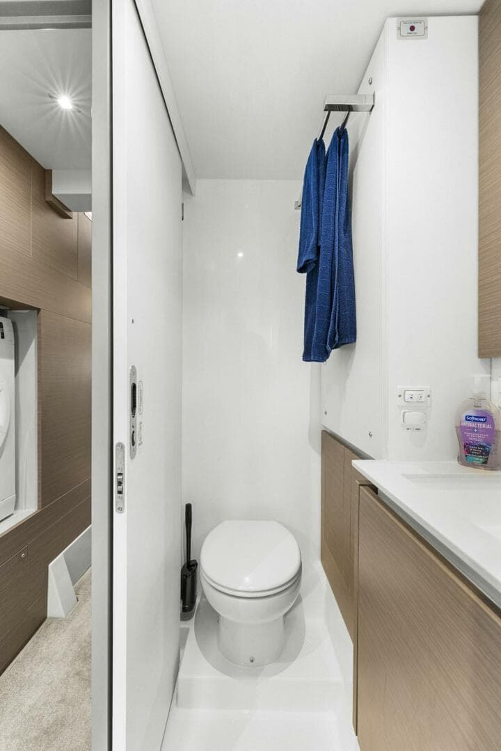 2024 Leopard 46 Pc — photo 71