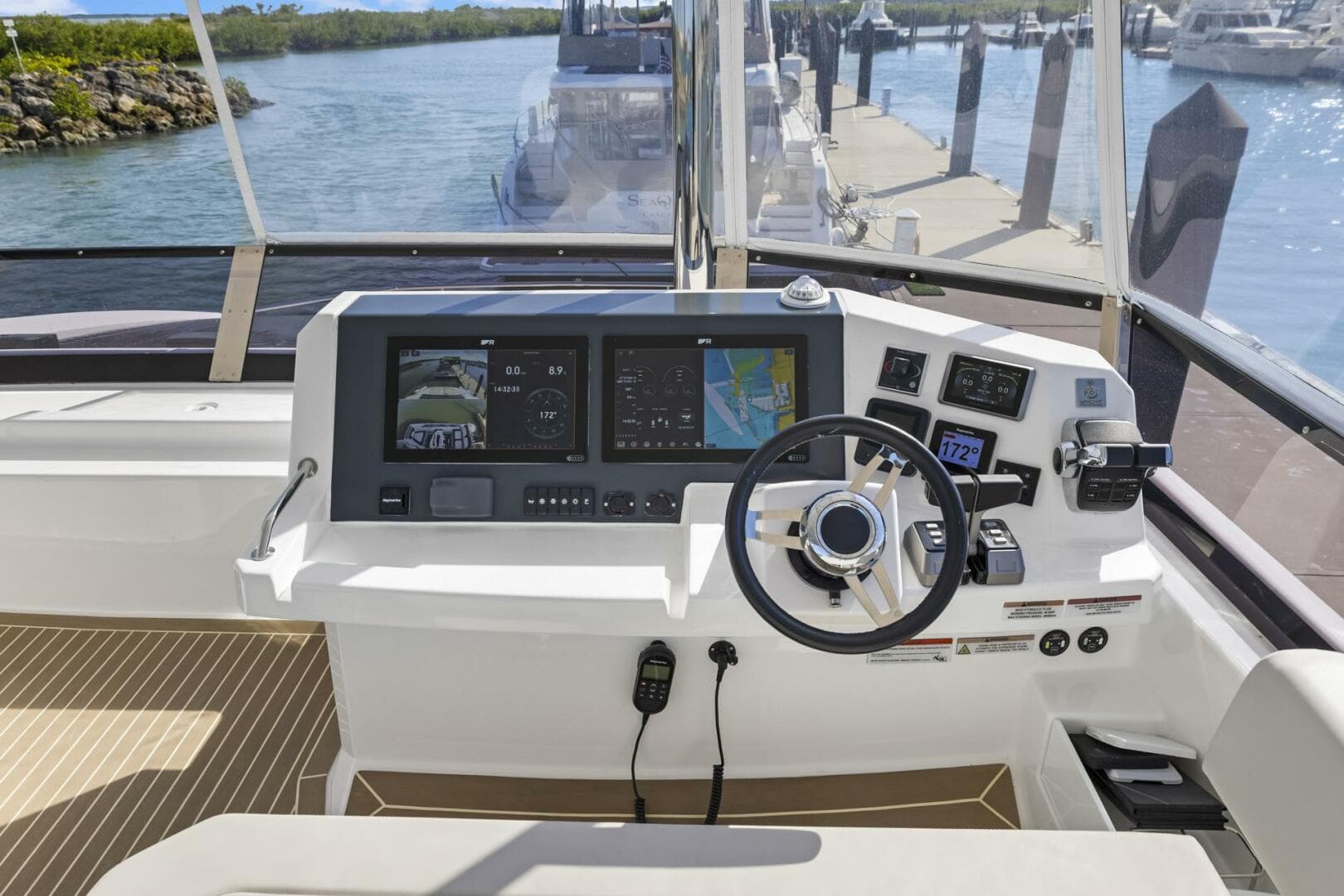 2024 Leopard 46 Pc — photo 3