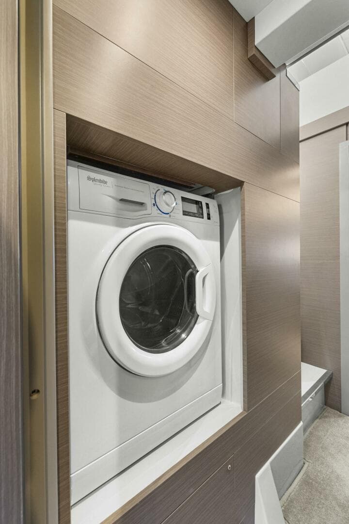 2024 Leopard 46 Pc — photo 63