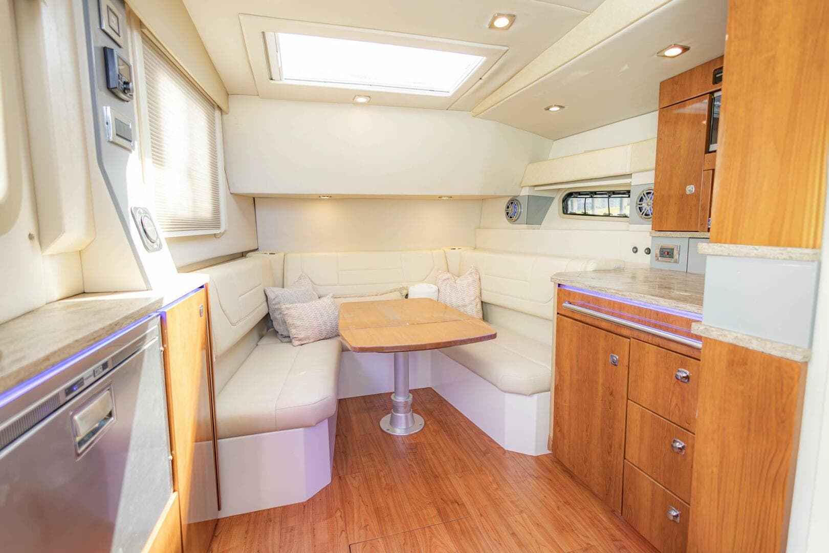 2018 Formula 430 Ssc — photo 24