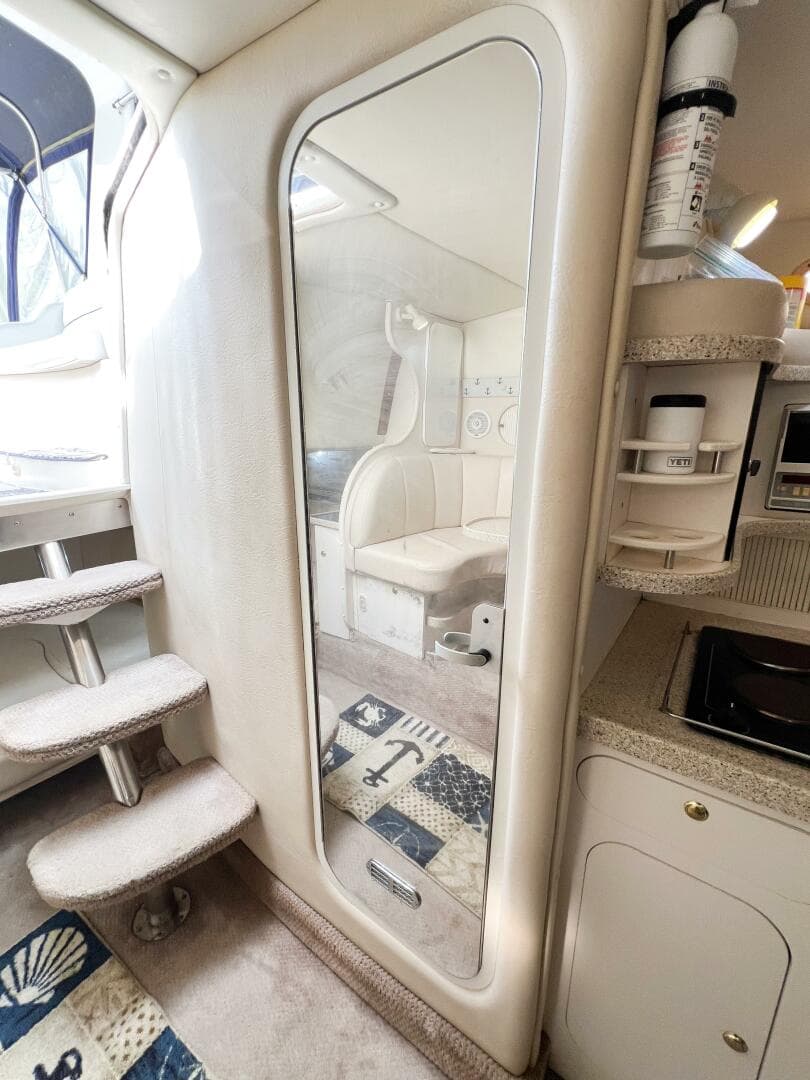 2000 Rinker Fiesta Vee 330 — photo 42