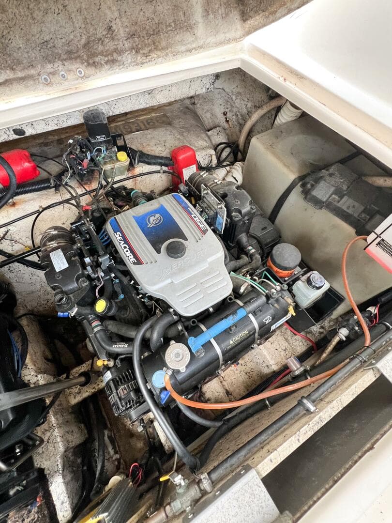 2000 Rinker Fiesta Vee 330 — photo 56