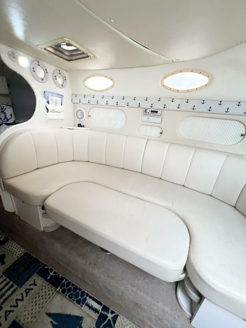 2000 Rinker Fiesta Vee 330 — photo 53