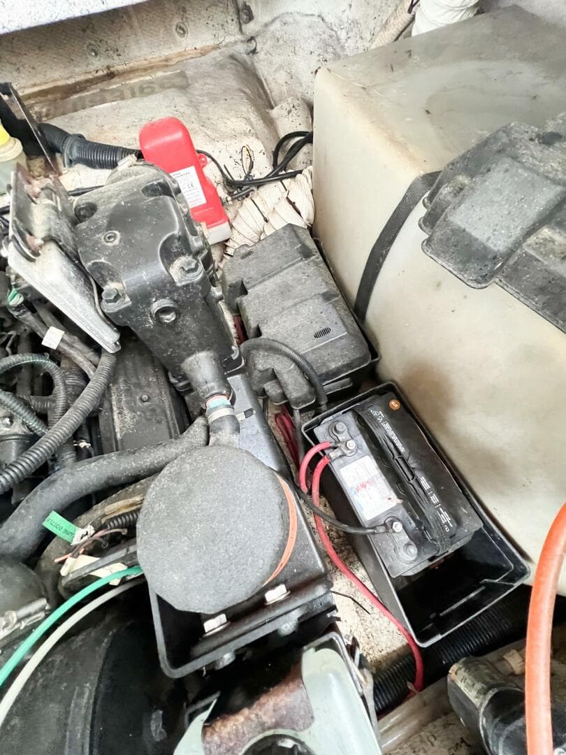 2000 Rinker Fiesta Vee 330 — photo 59