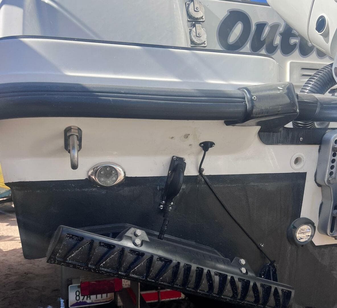 2017 Boston Whaler 315 Conquest — photo 28