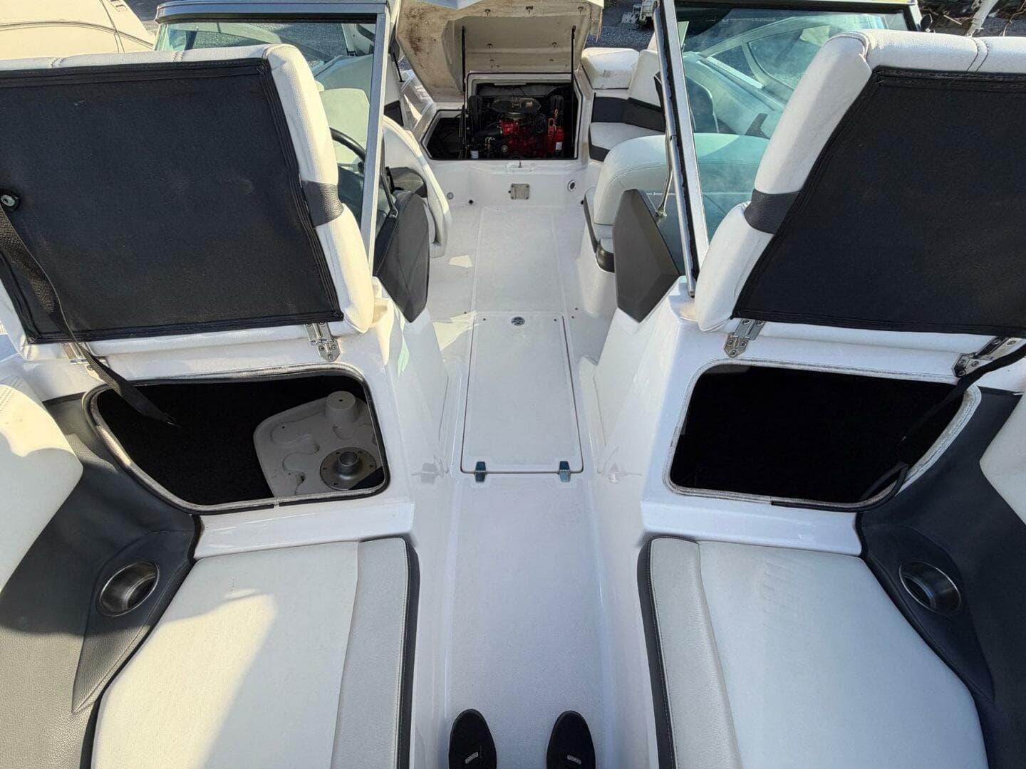 2016 Regal Es Bowrider — photo 21