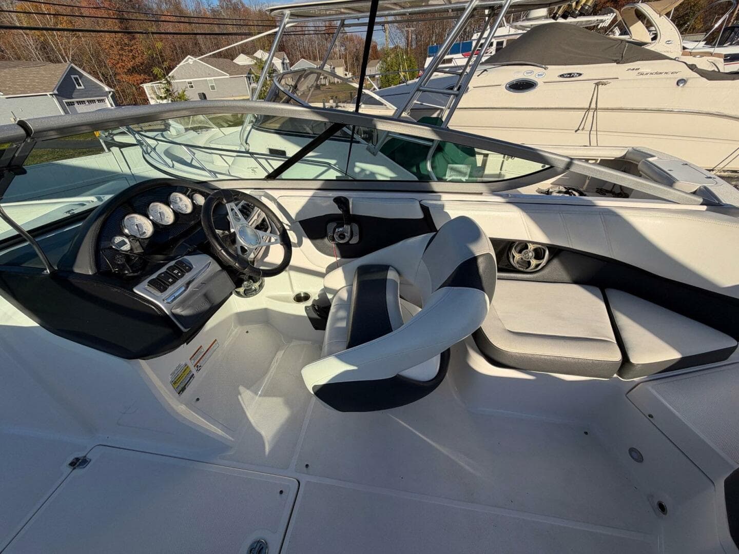 2016 Regal Es Bowrider — photo 9