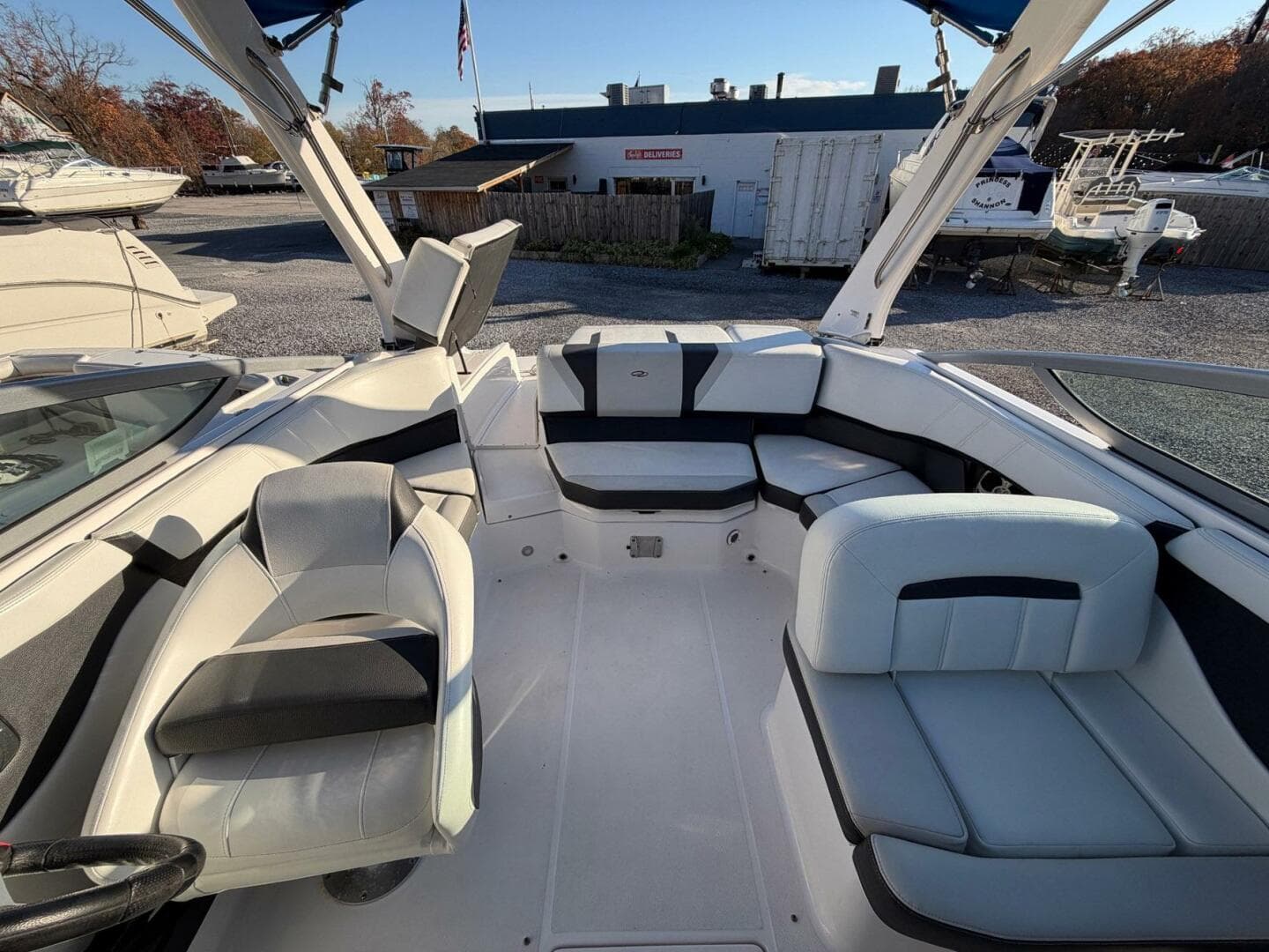 2016 Regal Es Bowrider — photo 13