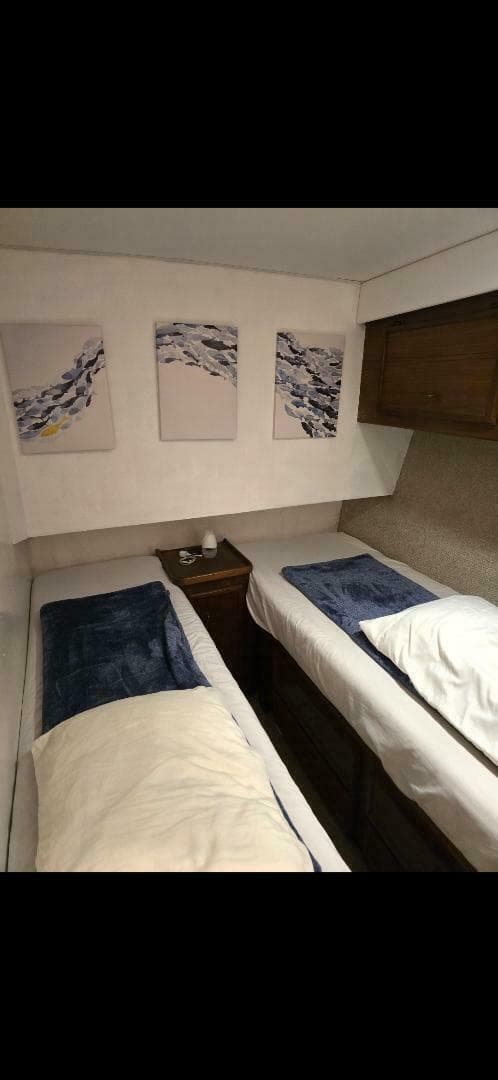 1984 Ocean Yachts — photo 10