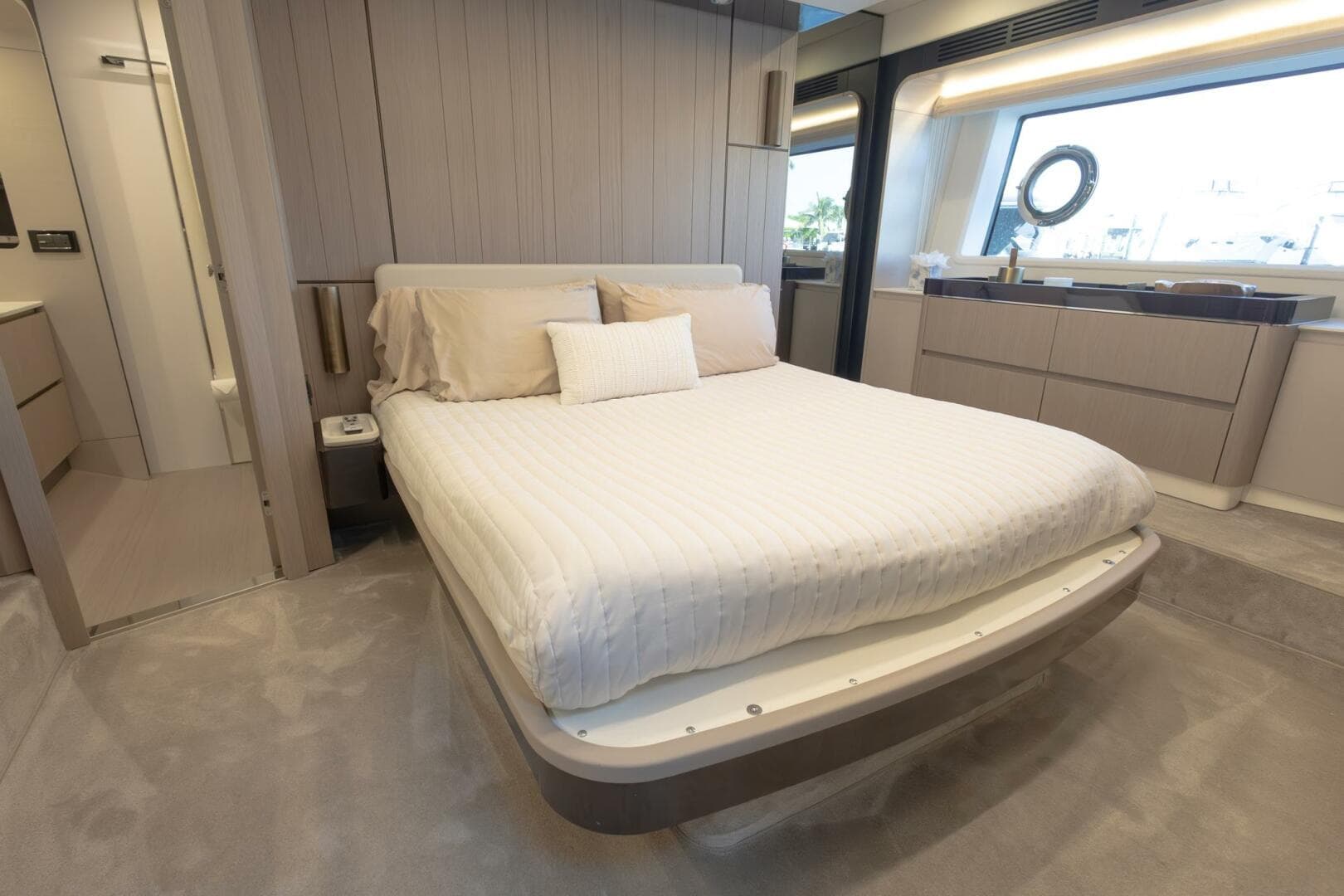 2021 Azimut Flybridge — photo 35