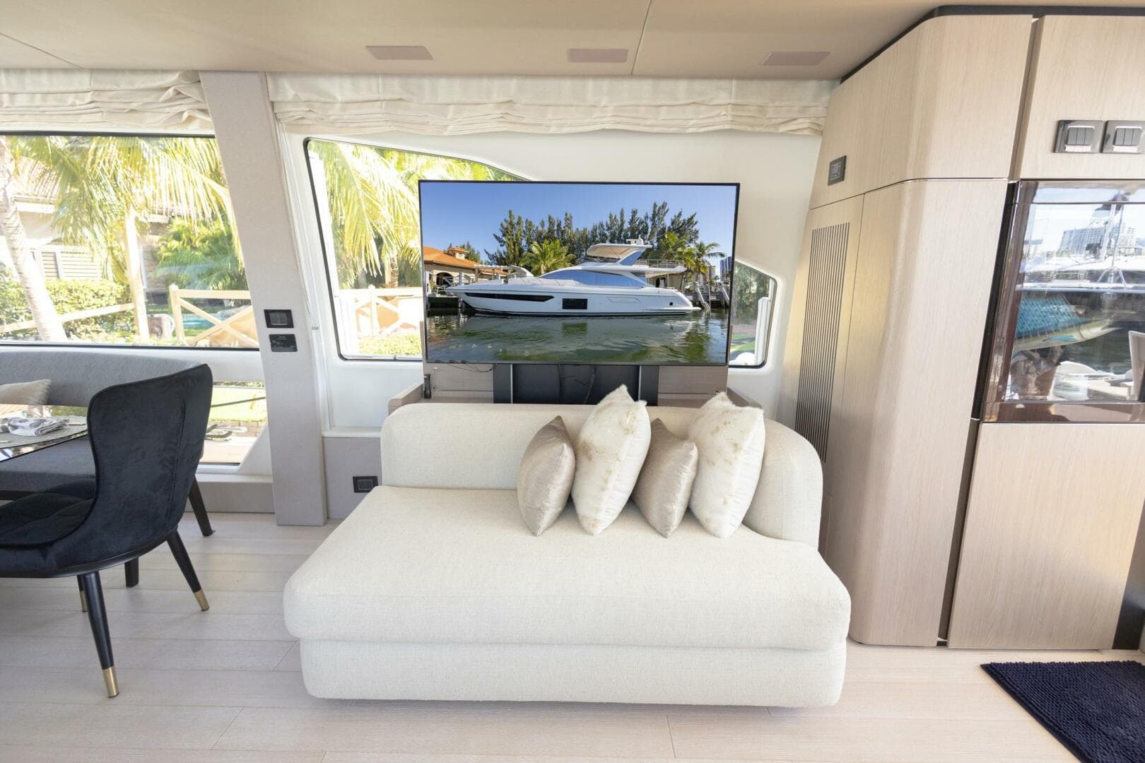 2021 Azimut Flybridge — photo 25