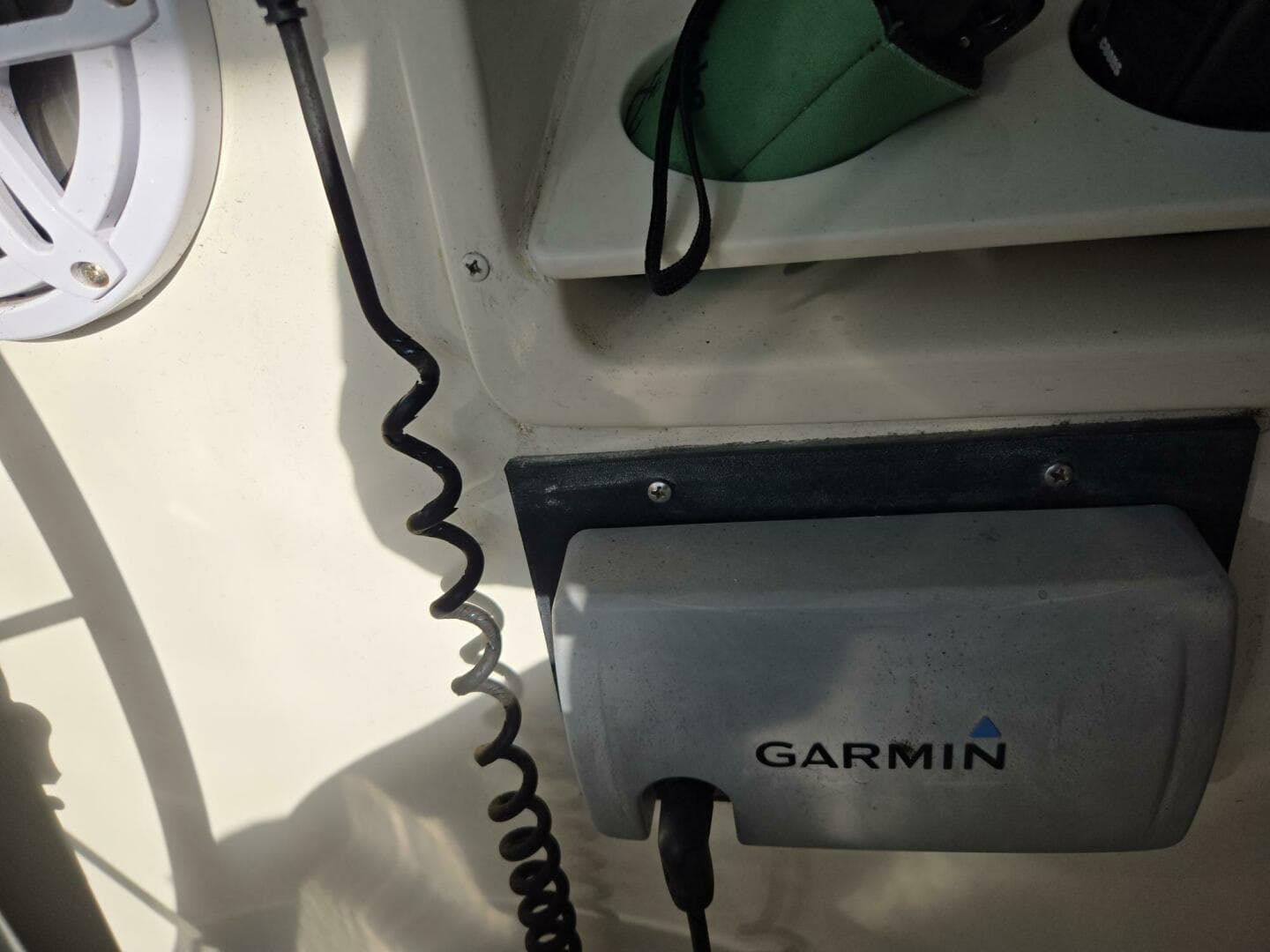 1998 Tiara Yachts Coronet — photo 31