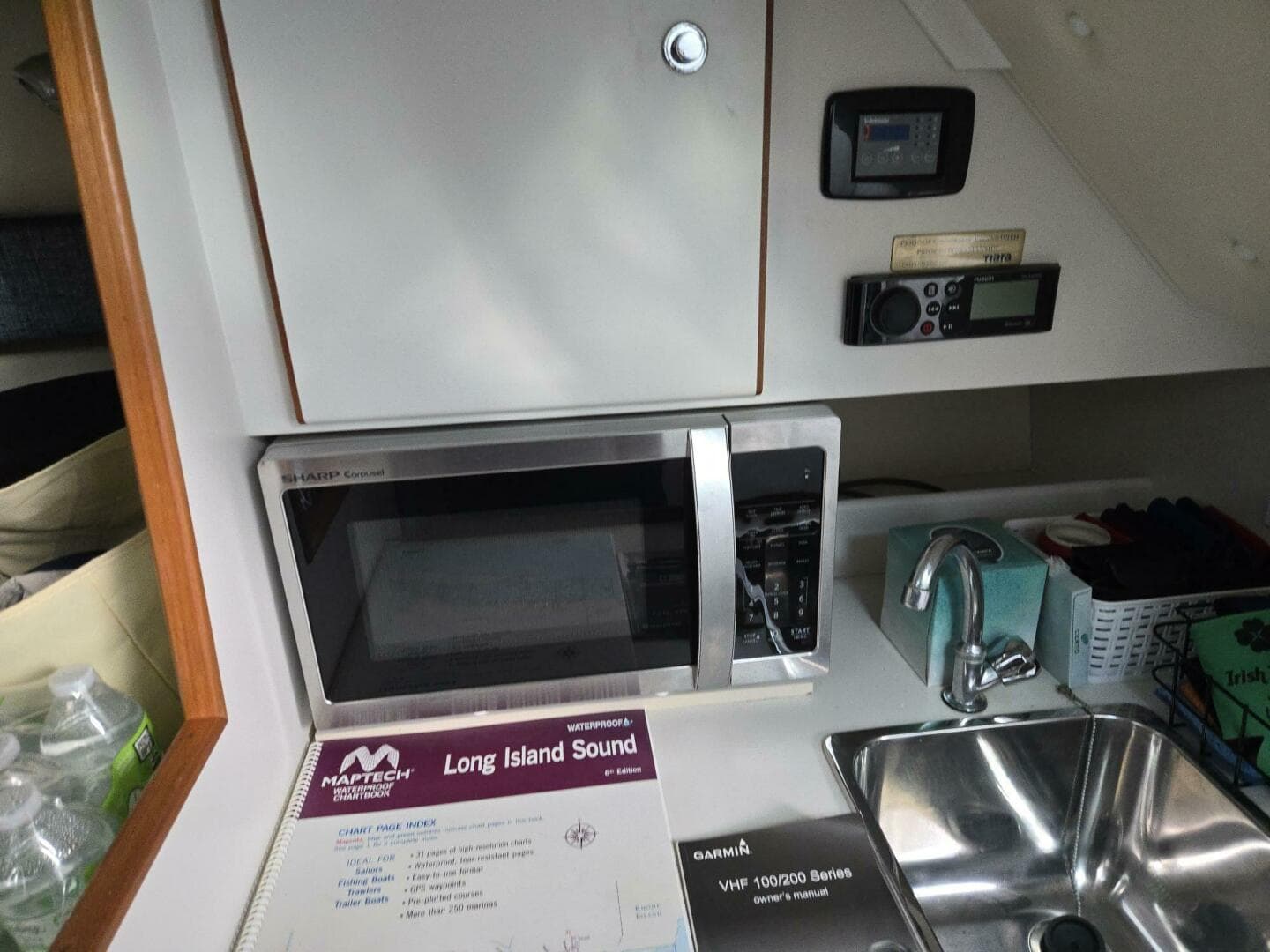 1998 Tiara Yachts Coronet — photo 4