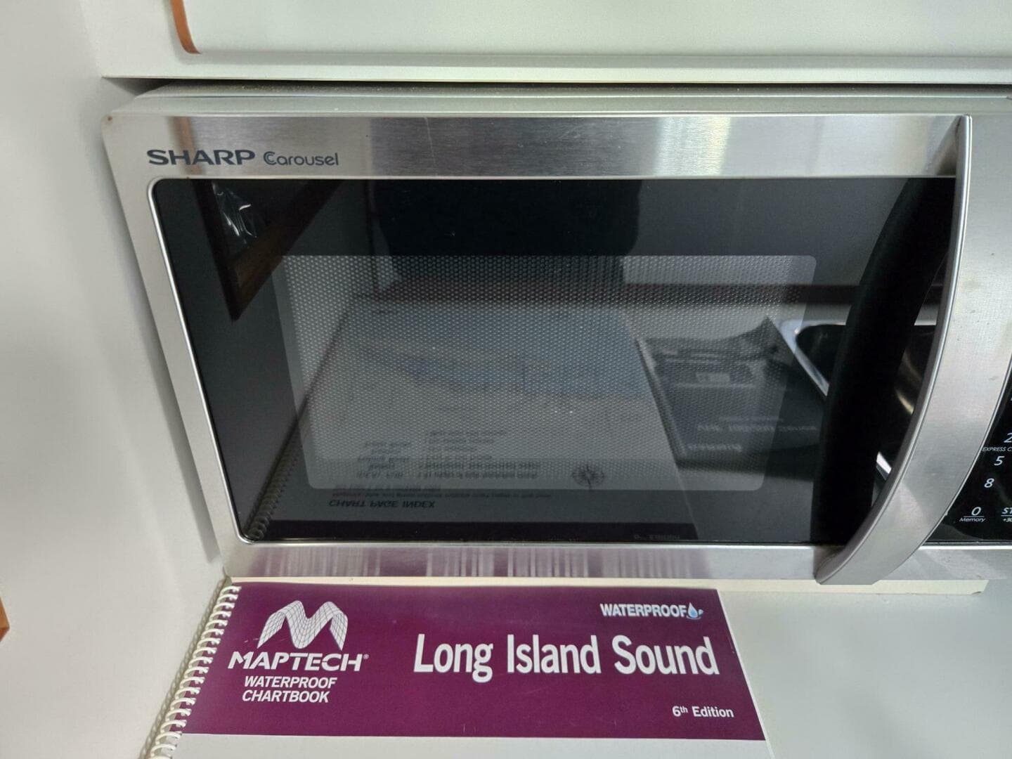 1998 Tiara Yachts Coronet — photo 14