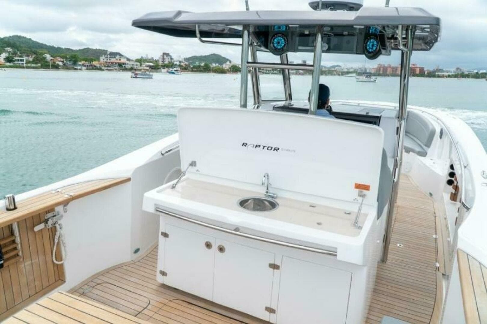 2025 Fishing Raptor 390 Solarium — photo 6